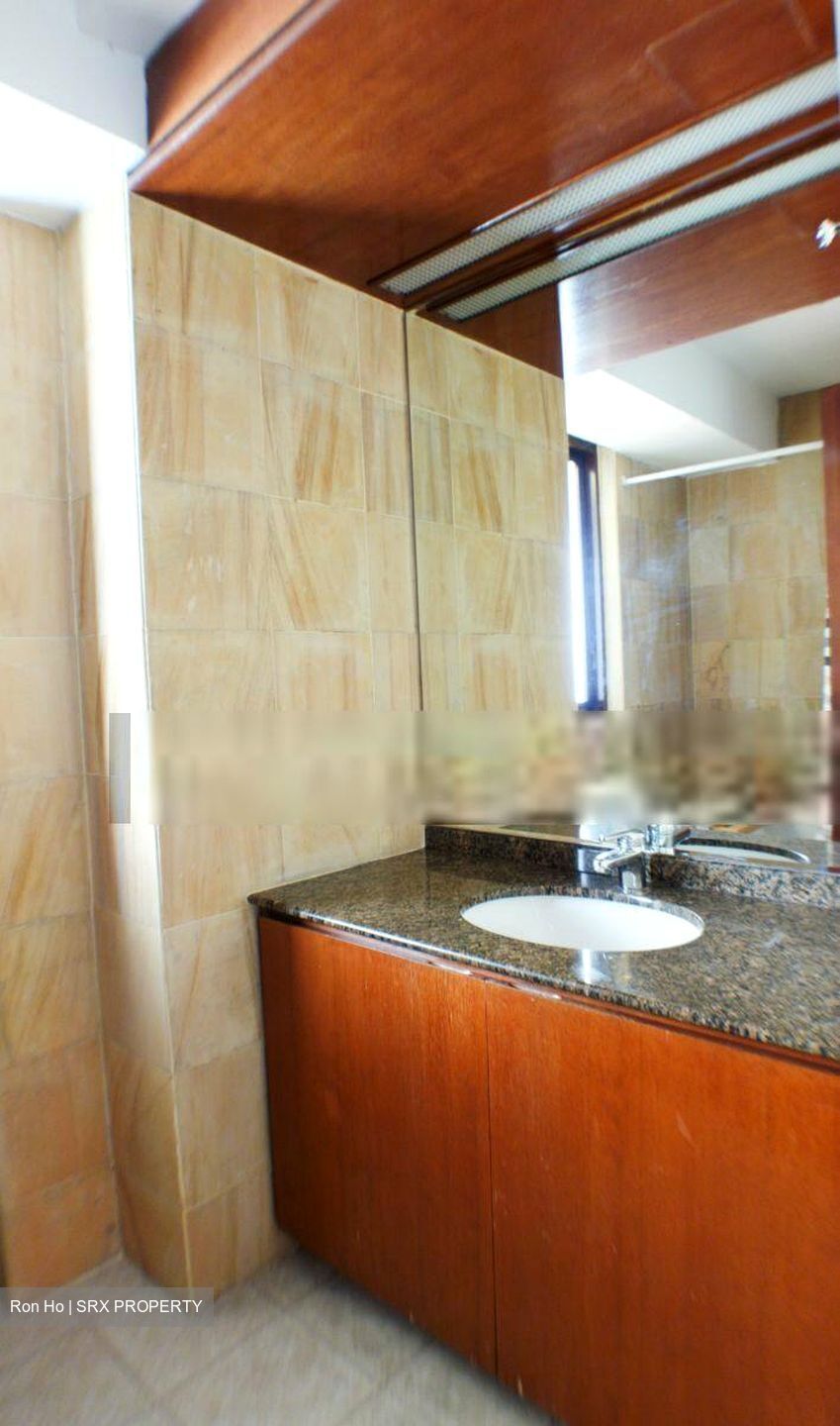 Blair Plain Conservation Area (D2), Apartment #404625571